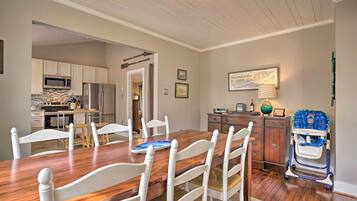 Cottage (3 Bedrooms) | Interior