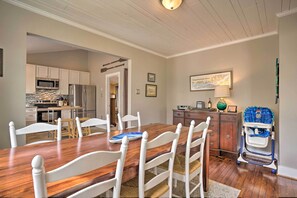 Interior - Private Yard & Water Views: Cozy Urbanna Cottage (Urbanna)