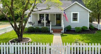 Urbanna Cottage w/ Private Yard & Water Views