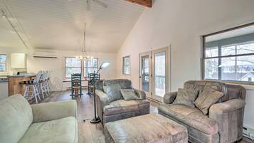 Cottage (3 Bedrooms) | Interior