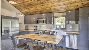 Nhà (2 Bedrooms) | Nội thất