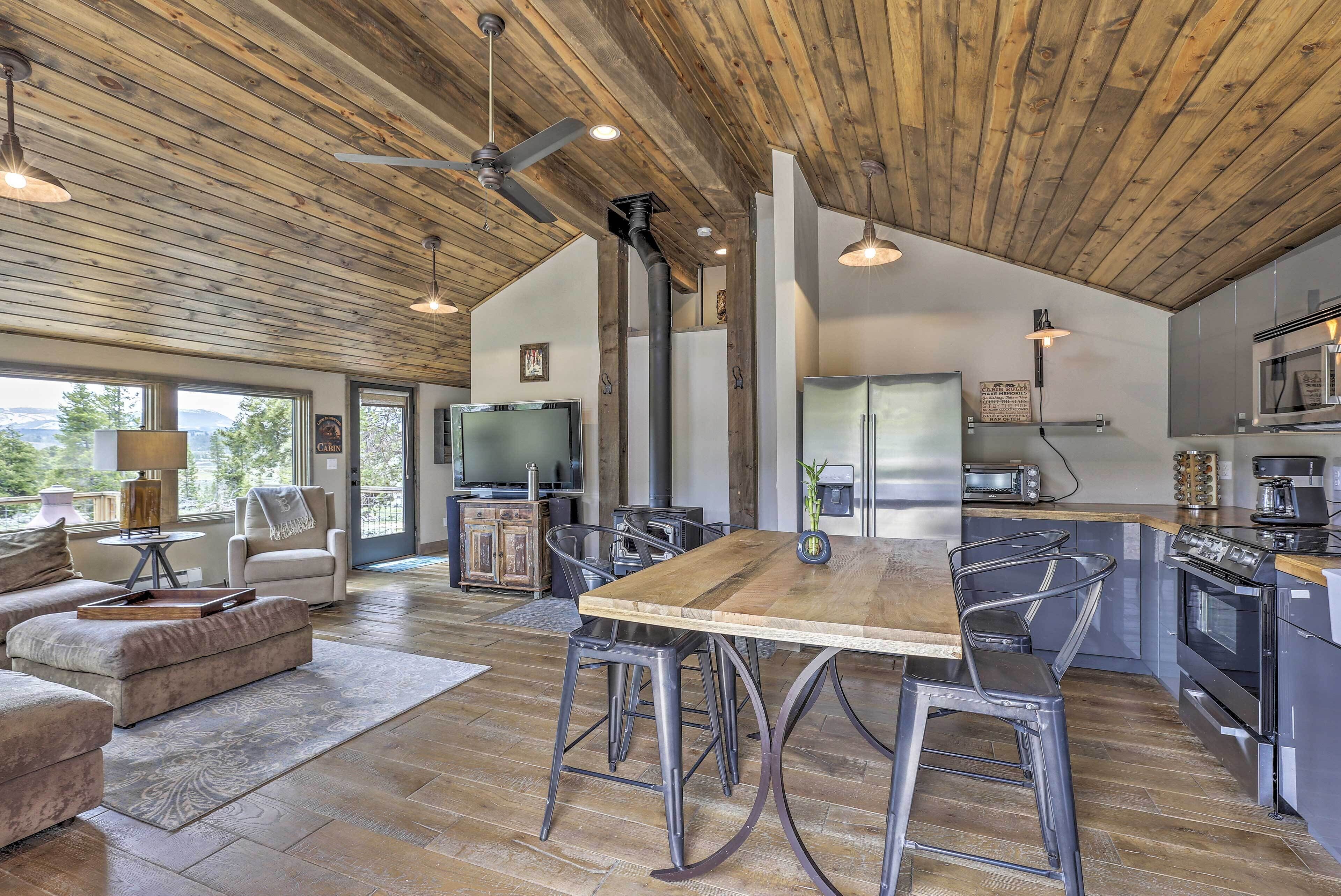 House (2 Bedrooms) | Front of property