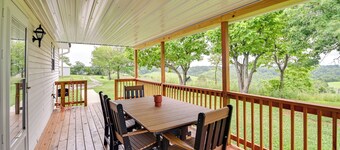 Welcoming Kentucky Home w/ Sprawling Views!