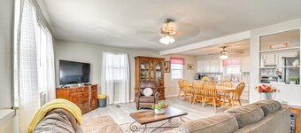 Welcoming Kentucky Home w/ Sprawling Views!