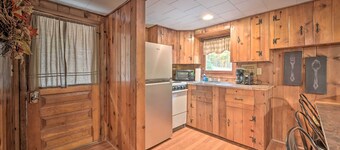 1 Mi to Raystown Lake: 'wyatt Earp Cabin' w/ Deck!