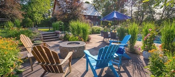 Upscale Arts + Crafts Bungalow w/ Yard, Pool!