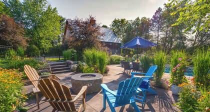 Upscale Arts + Crafts Bungalow w/ Yard, Pool!