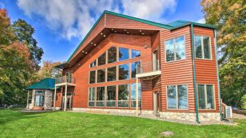 House (Multiple Bedrooms) | Interior