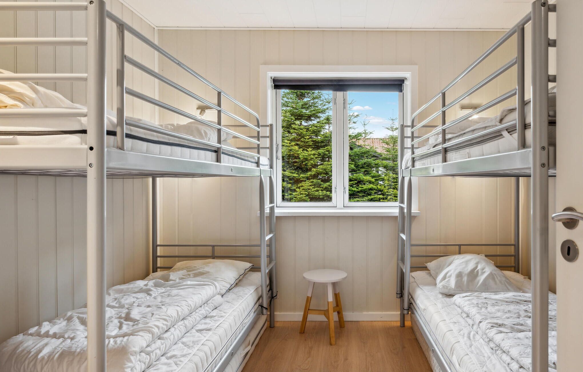 4 habitaciones, cuna de viaje y wifi gratis 