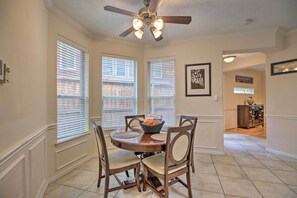 Căn hộ (4 Bedrooms) | Nội thất