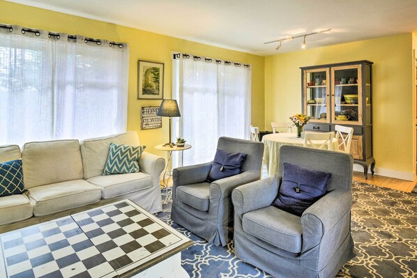 House (2 Bedrooms) | Interior