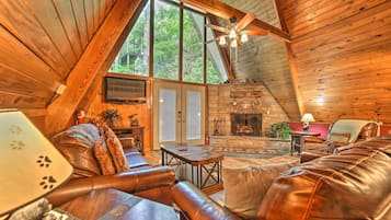 House (2 Bedrooms) | Front of property