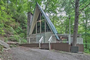 House (2 Bedrooms) | Interior - A-frame Gatlinburg Cabin w/ Deck & Private Hot Tub (Gatlinburg)