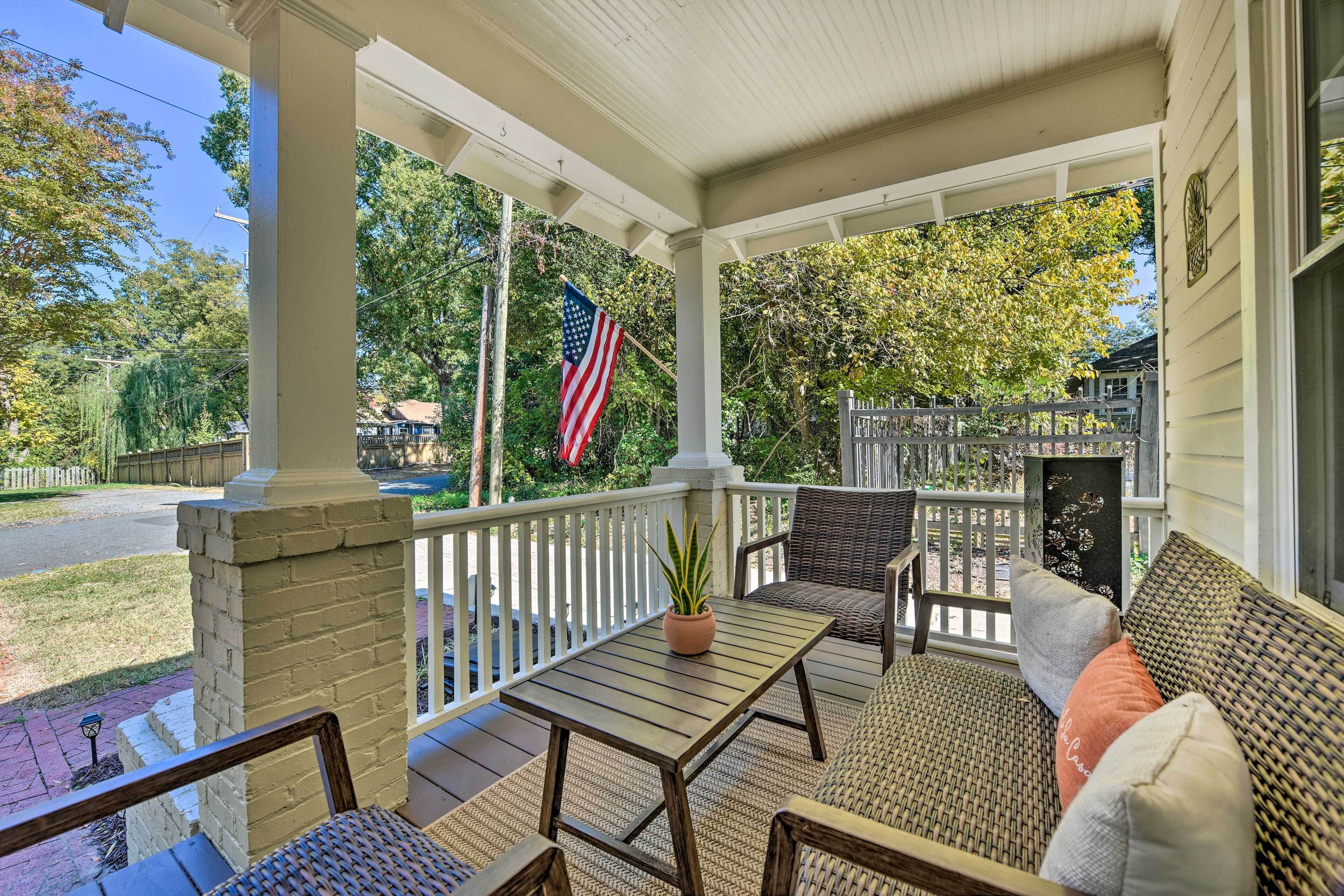 Charming Charlotte Abode w/ Deck & Fire Pit!