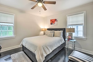 Cottage (3 Bedrooms) | 3 bedrooms, laptop workspace, iron/ironing board, bed sheets