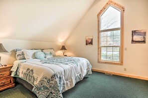 Interior - Chalet at Running Y Resort w/ Wraparound Deck! (Klamath Falls)