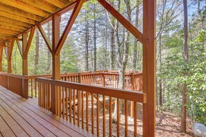 Interior - Blue Ridge Mountain Cabin Rental w/ Fire Pit! (Murphy)