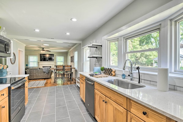 House (3 Bedrooms) | Private kitchen