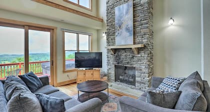 Getaway Chalet in Mars Hill w/ Hot Tub & Views!