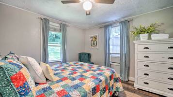 Cottage (2 Bedrooms) | Interior