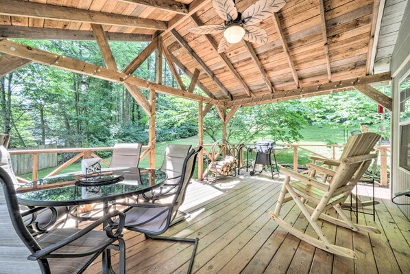 Cottage (2 Bedrooms) | Front of property