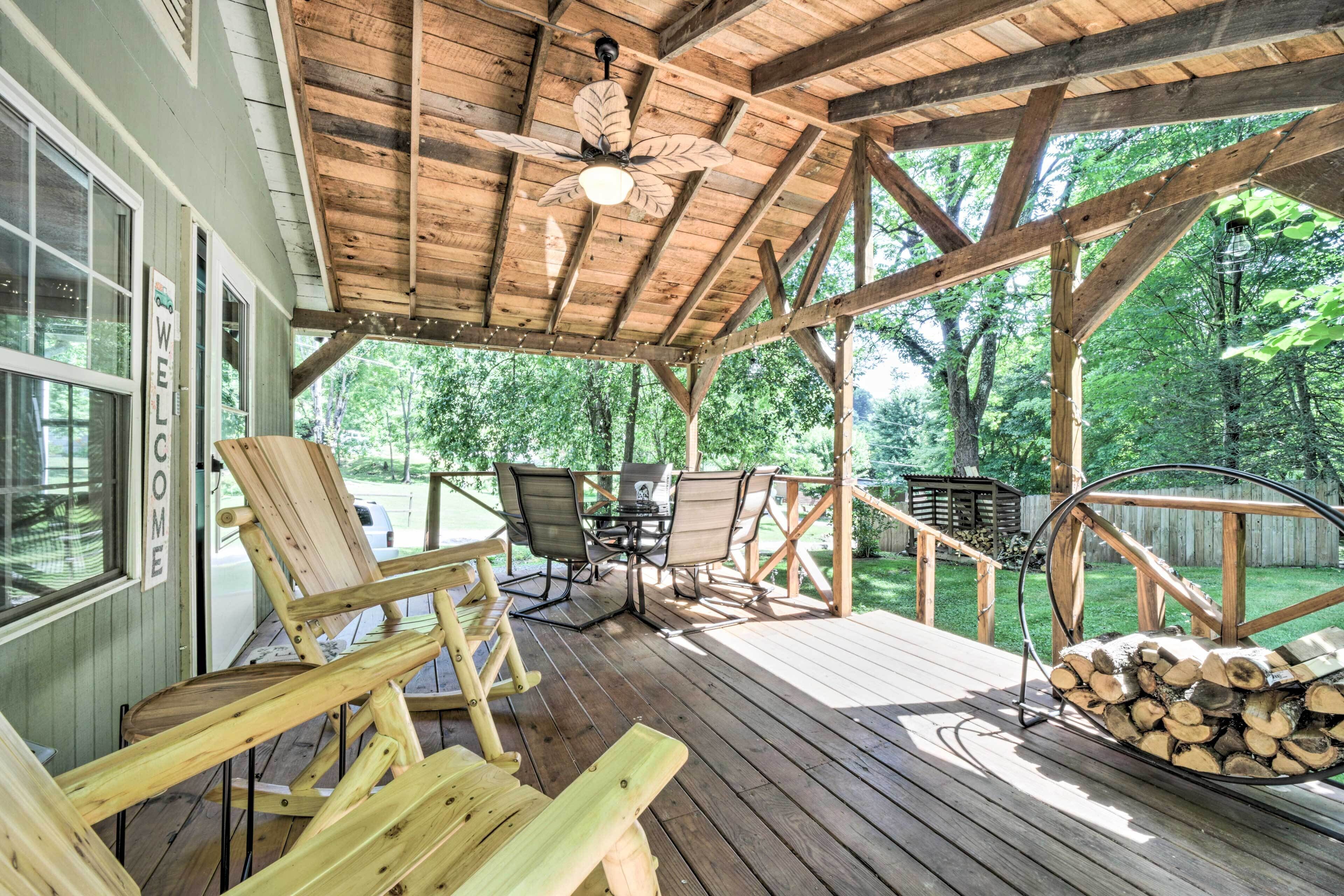 Charming Waynesville Cottage <2 Mi to Main St