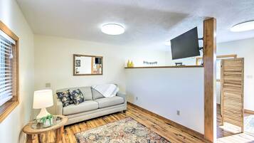 Cottage (0 Bedroom) | Interior