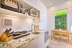 House (1 Bedroom) | Interior