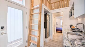 House (1 Bedroom) | Interior