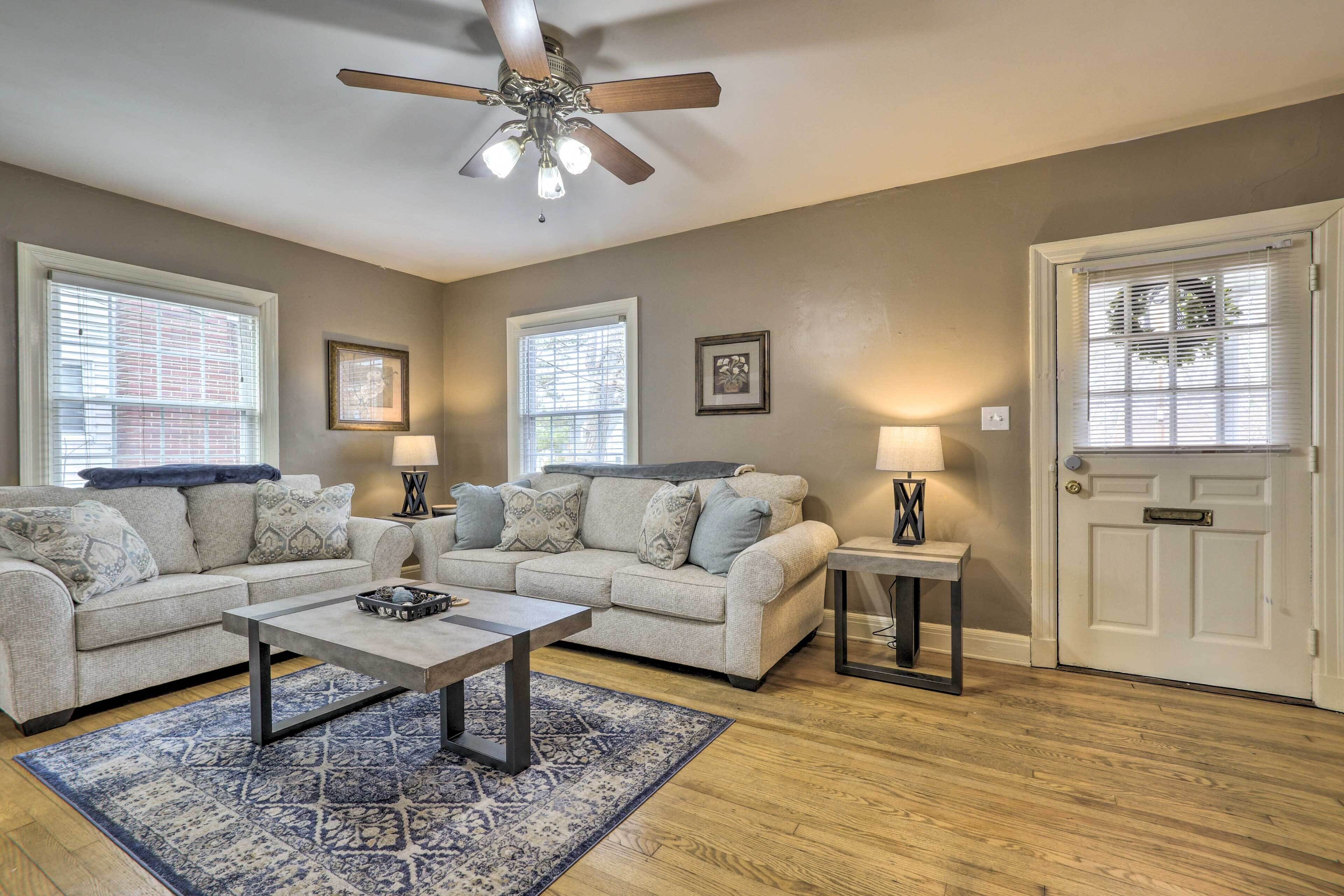 House (2 Bedrooms) | Interior