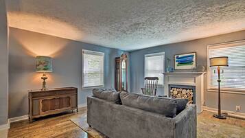 單棟房屋 (3 Bedrooms) | 內部