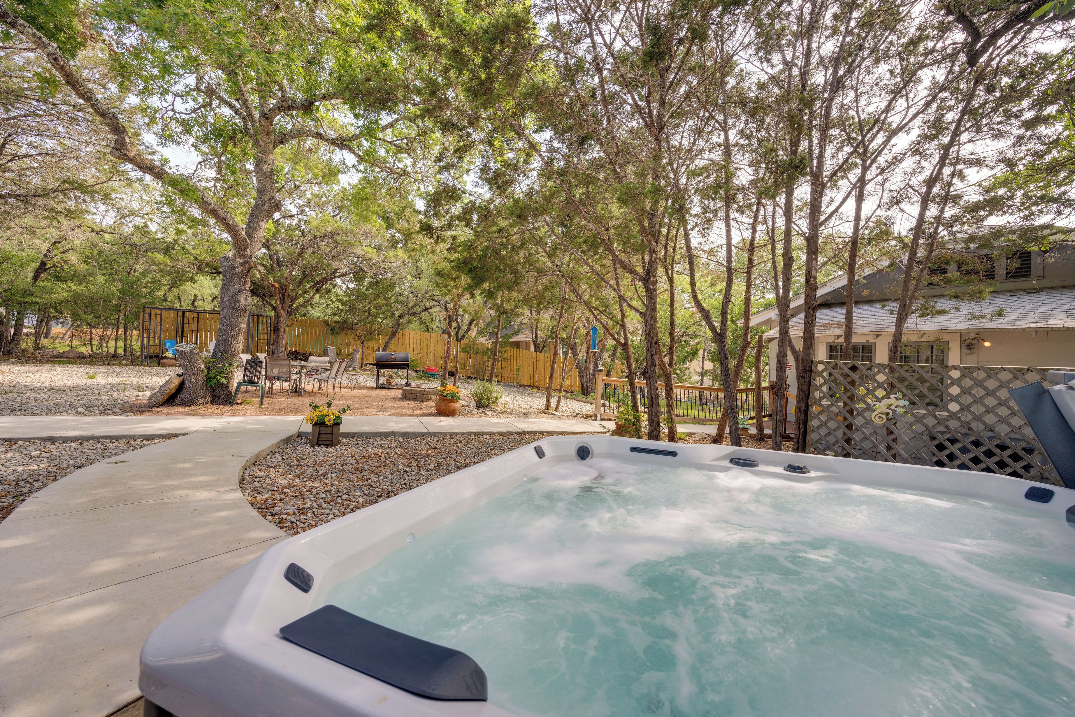 Cottage (2 Bedrooms) | Interior