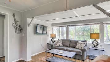 Cottage (2 Bedrooms) | Interior