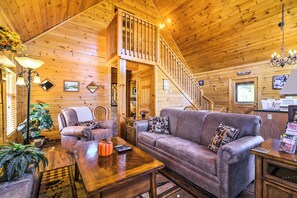 Interior - Sevierville Retreat: Private Hot Tub & Lake Views! (Sevierville)
