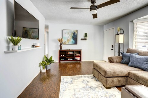 Cozy Sioux Falls Home - 7 Mi to Downtown!