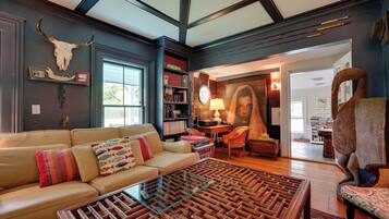 Villa (6 Bedrooms) | Interior