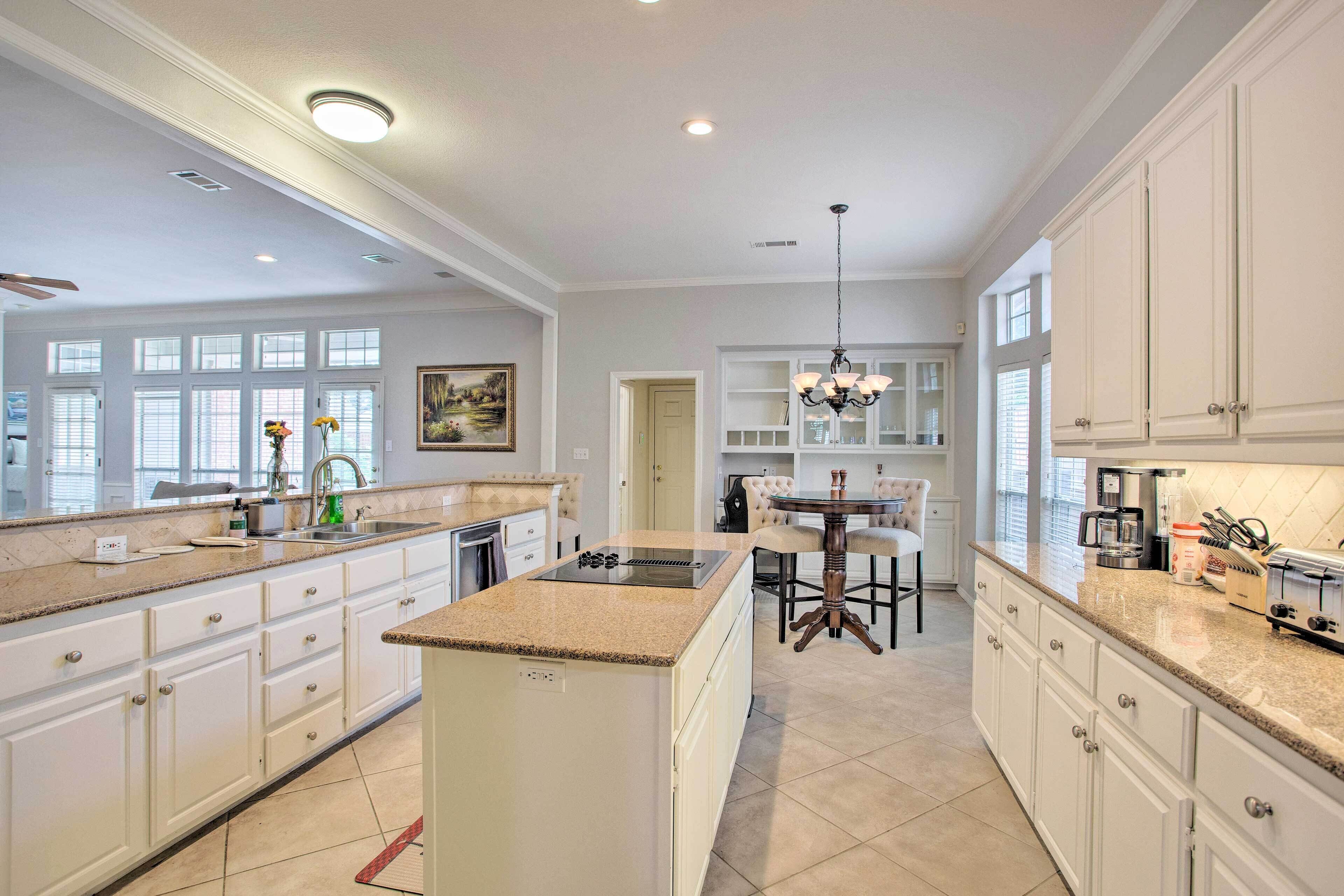 House (4 Bedrooms) | Interior