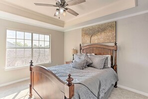 House (4 Bedrooms) | Interior - Elegant Plano Home w/ Private Outdoor Pool! (Plano)