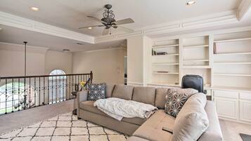 Rumah (4 Bedrooms) | Interior