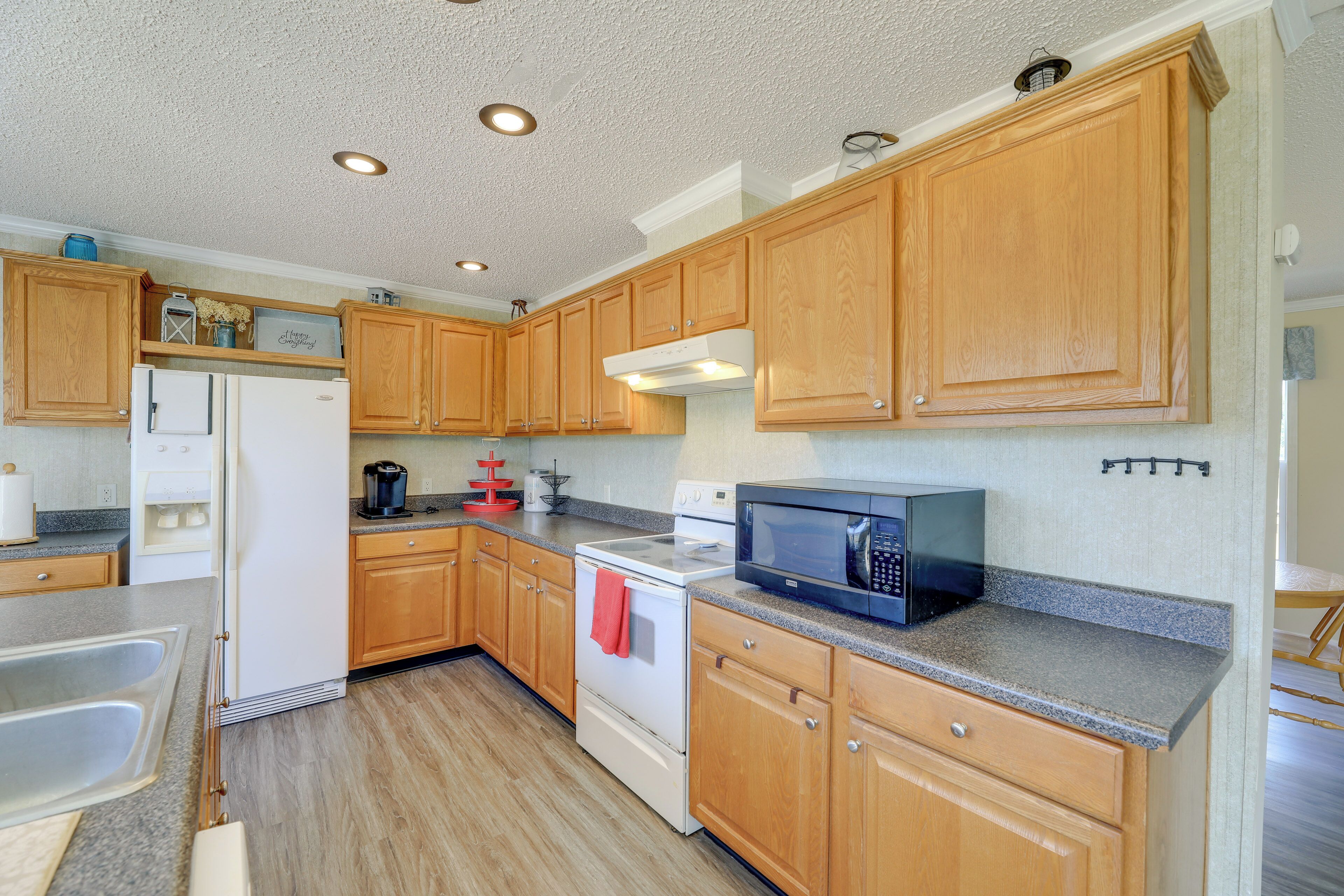 House (4 Bedrooms) | Interior