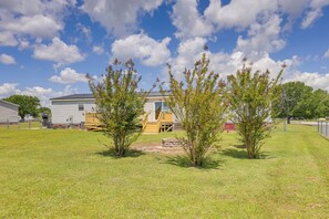 House (4 Bedrooms) | Interior - Family Home + Fire Pit & Deck, 11 Miles to Beach! (Stella)