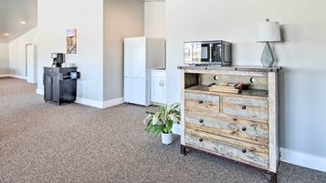 Apartment (0 Bedroom) | Interior
