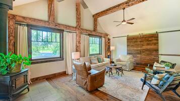 Rumah (4 Bedrooms) | Interior