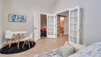 Maison (5 Bedrooms) | Intérieur