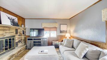 House (3 Bedrooms) | Front of property