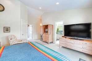 House (5 Bedrooms) | Interior