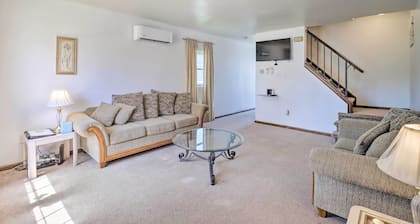 2 Mi to Dtwn Allentown Shops & Eats! Cozy Home