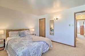 Apartment (2 Bedrooms) | Interior - 2 Mi to Dtwn Allentown Shops & Eats! Cozy Home (Allentown)