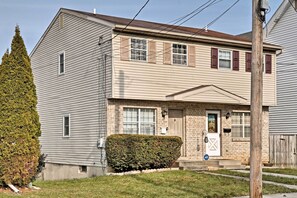 Apartment (2 Bedrooms) | Interior - 2 Mi to Dtwn Allentown Shops & Eats! Cozy Home (Allentown)