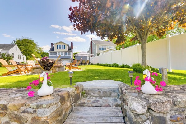 House (3 Bedrooms) | Interior - Lakefront Home, Close to Mt Southington! (Wolcott)